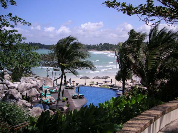 Pool and Beach at Banyon Tree Resort
