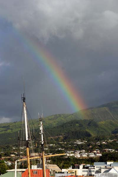 Tahiti Port Rainbow 1